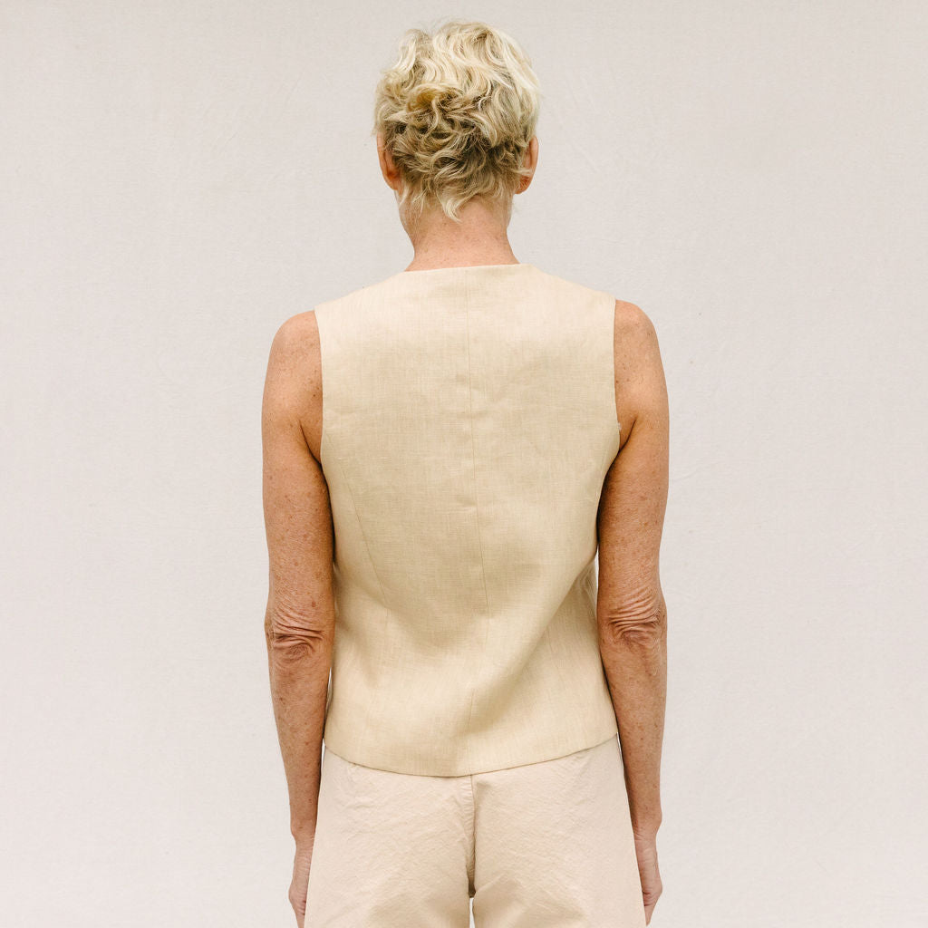 Trail Vest - Buff