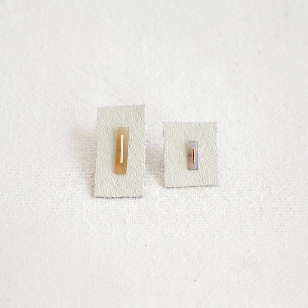 Chalcedony Stud - Pale Violet