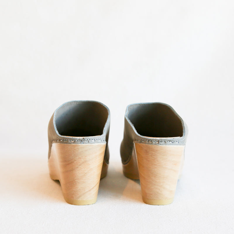 New School Clog on Wedge - Cloud